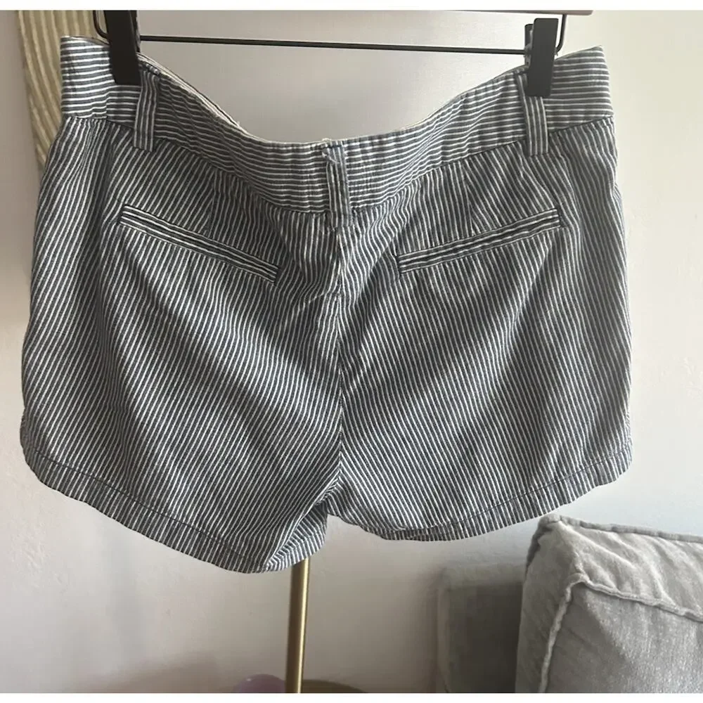 J Crew Stripped Coastal Nautical 90’s Shorts Size 10 Summer Preppy Classic - Picture 3 of 10
